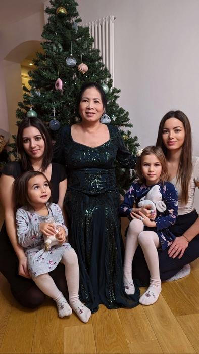 U rodiny Smržových se slaví české Vánoce, ovšem s vietnamskými prvky.