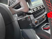 Ovládání rádia pod volantem A110 S pochází ze starých renaultů...