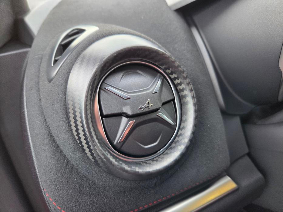 I výdechy ventilace upozorňují, jakou značkou jedete.