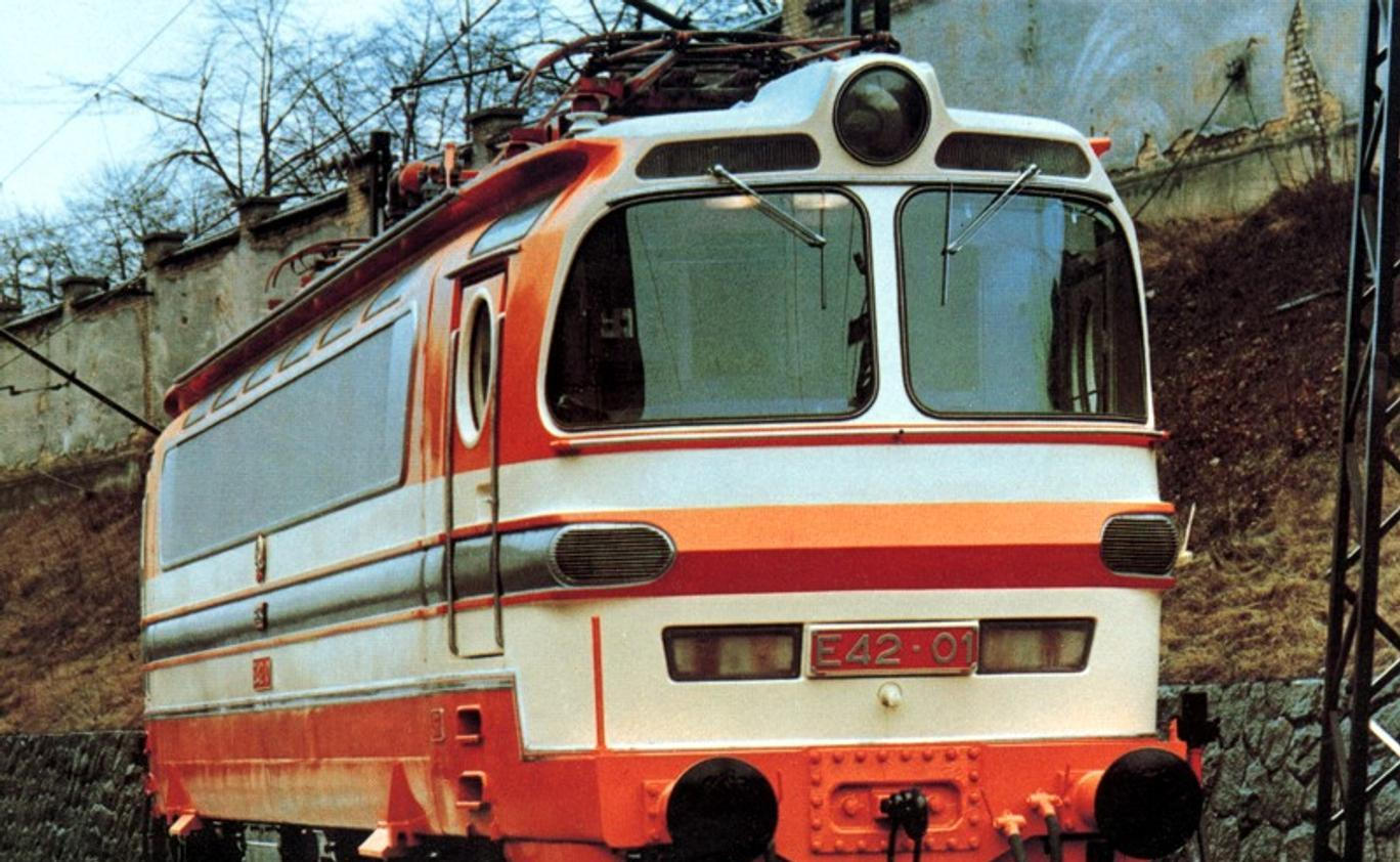 První sériová Laminátka E 42.01 zamířila do Bulharska.