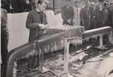 Laminování bylo ve Škodovce velkou technologickou novinkou, která vzbudila značnou pozornost.