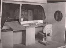 Vznikla dokonce i dřevěná maketa budoucího stanoviště strojvedoucího, na níž se ověřovala ergonomie.