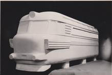 Takto měla Laminátka původně vypadat. Návrh od Františka Kardause, autora tvarů tramvaje T3, je poněkud poplatný době.