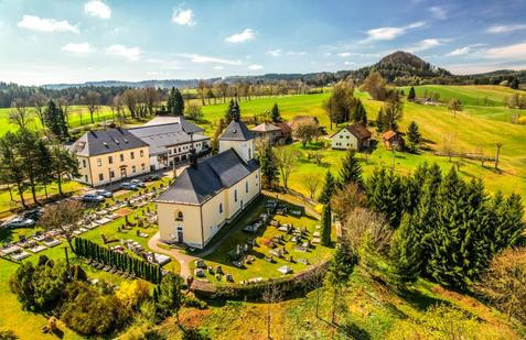 Písečná se stala vesnicí roku 2025.