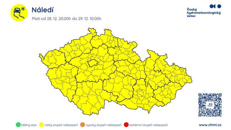 Náledí hrozí po celé republice