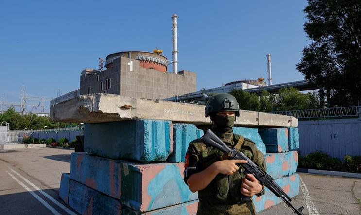 FILE PHOTO: IAEA expert mission visits Zaporizhzhia Nuclear Power Plant