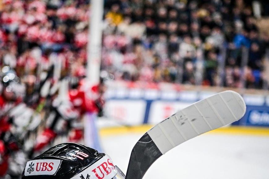 Hokej jako únik i naděje. Kanaďan na Spengler Cupu bojuje pro nemocného syna
