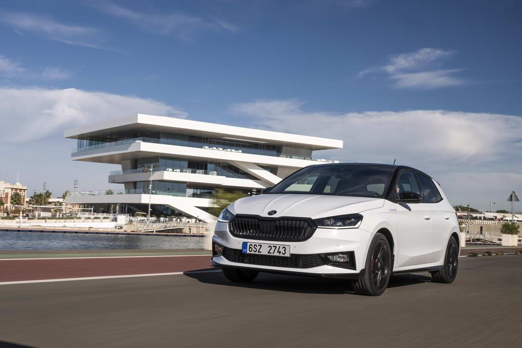 Hlavní změny se nicméně odehrály pod karoserií.