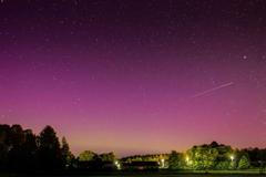 Zatímco srpnové Perseidy letos částečně přezářil Měsíc, prosincové Geminidy nabídly v polovině měsíce ideální podmínky.