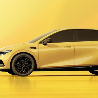 Čínský Leapmotor vzal letos útokem i Česko a ke třem stávajícím modelovým řadám přidá další dvě. Vedle malého SUV B03X to bude zajímavější kompaktní pětidveřový hatchback B05 s novou platformou s pohonem zadních kol. Po vzoru dalších modelů se dá očekávat atraktivní cenovka.