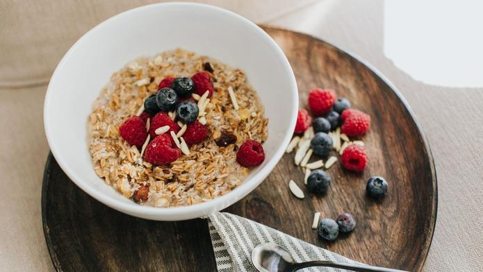 zdravá jídla, fit jídla, hubnutí, snídaně, žena