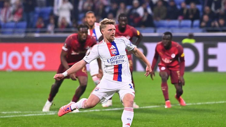 UEFA Europa League - Olympique Lyonnais v RB Salzburg