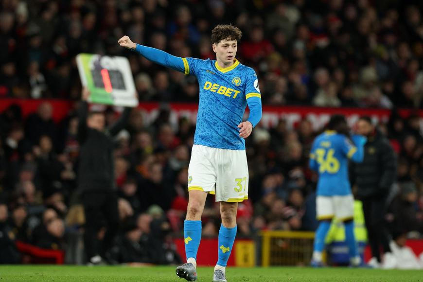 Krejčí hrdinou, dal gól Manchesteru United. Odčinil smolný okamžik a Vlci mají bod