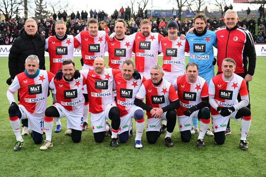 Čaroděj Vaniak chytil v Silvestrovské derby penaltu, v druhém zápase kralovala Sparta