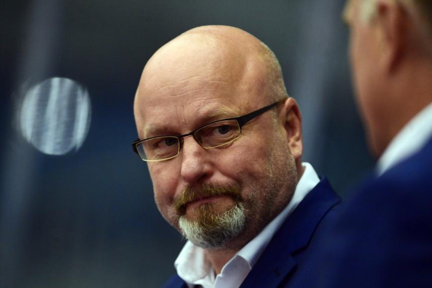 Augustu vystrašila slabota s Lotyšskem. Vadílo mu sebevědomí, vítr v sestavě nezabral