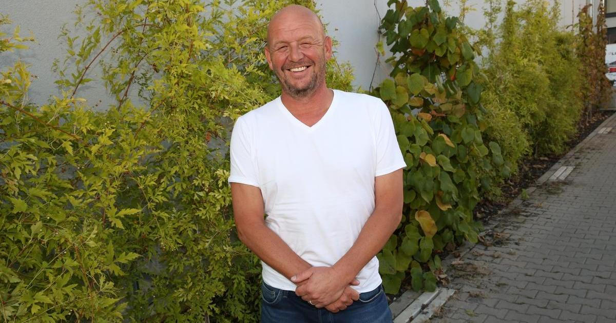 Přes telefonicky asistovanou resuscitaci a následné oživování se herce Pavla Nečase nepodařilo zachránit.