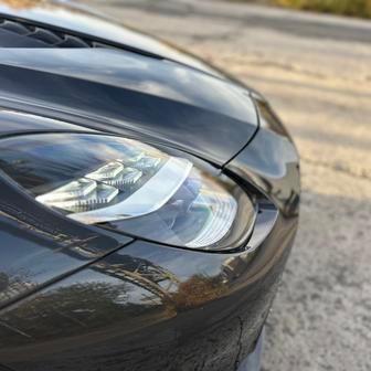 Jde ale o výjimečné luxusní GT.