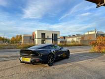 Aston Martin Vanquish.