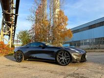 Aston Martin Vanquish.