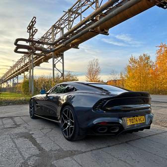 Aston Martin Vanquish.