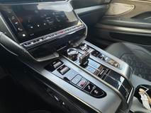 Aston Martin Vanquish.