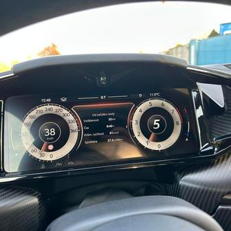 Aston Martin Vanquish.