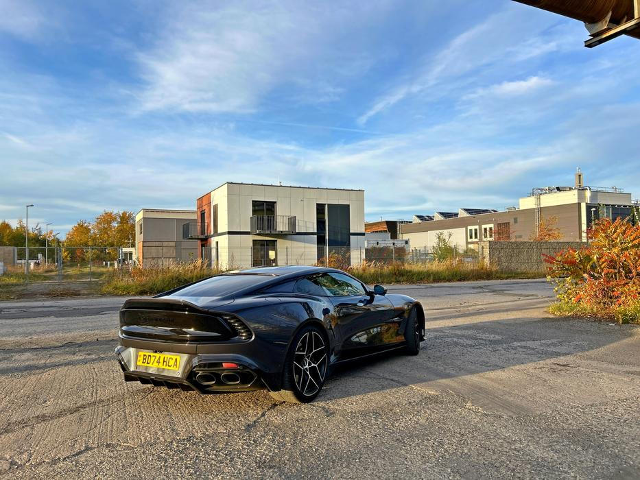 Aston Martin Vanquish.