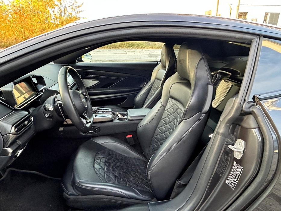 Aston Martin Vanquish.