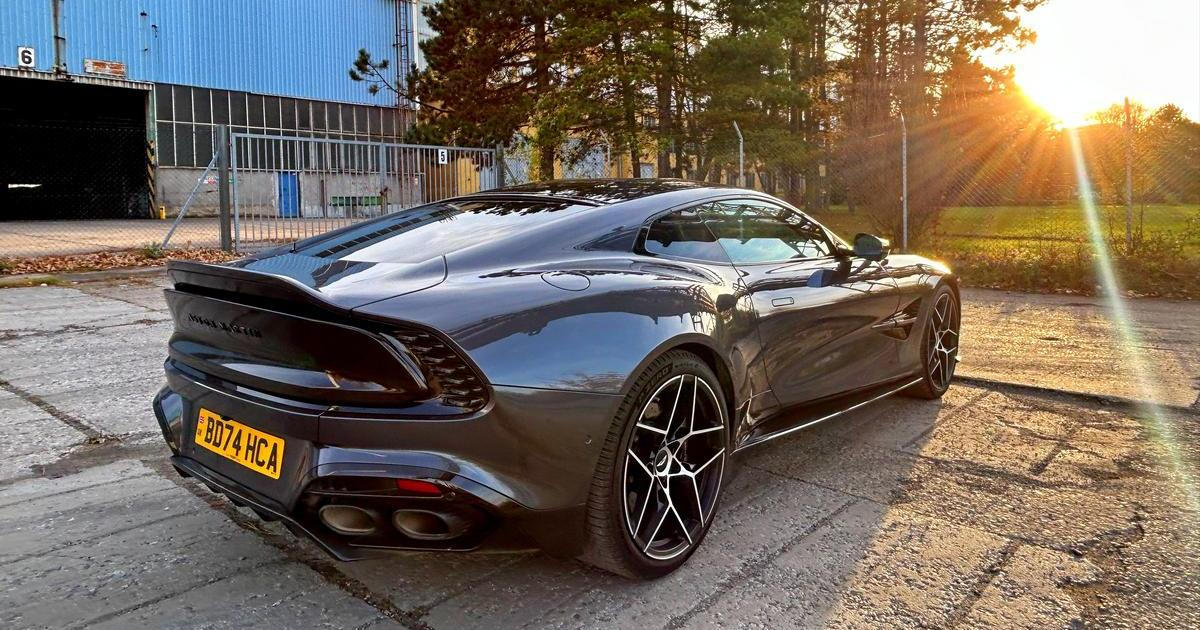 Poslední velké GT bez elektrické berle. Aston Martin Vanquish má V12 v plné síle