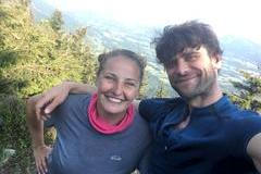 „Než jsem svého dnes už manžela potkala, musela jsem udělat asi milion a půl kroků,“ směje se Petra.