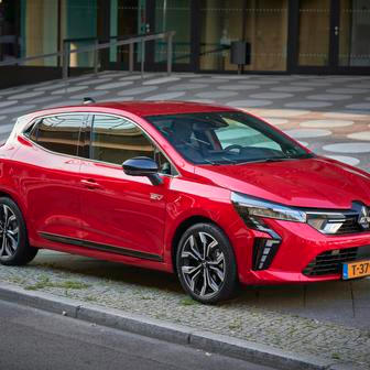 Po znovuzrození Mitsubishi v Evropě s paletou přeznačených renaultů byl právě Colt, jinak vycházející z pátého Renaultu Clio, tím nejprodávanějším modelem. Jenomže Clio přechází na šestou generaci, kterou už Mitsubishi nenabídne, a tak Colt končí bez přímého nástupce.