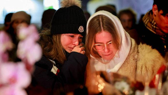 Z noční oslavy se stala tragédie. Crans-Montana truchlí