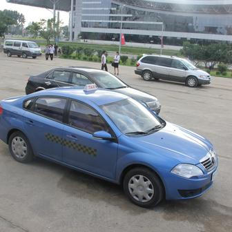 Některé modely Pyeonghwa slouží v KLDR jako taxíky.