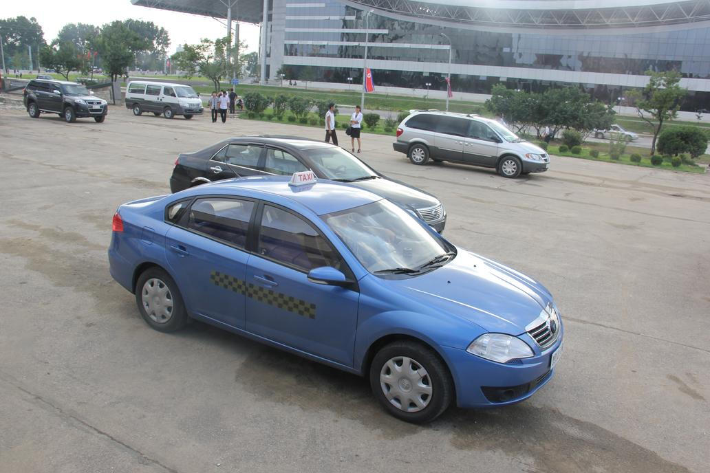 Některé modely Pyeonghwa slouží v KLDR jako taxíky.