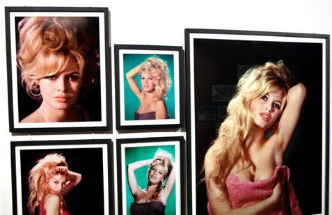 Škoda tyhle fotky minout: sbohem BB, ohněm i kouřem nebo vrtochy počasí