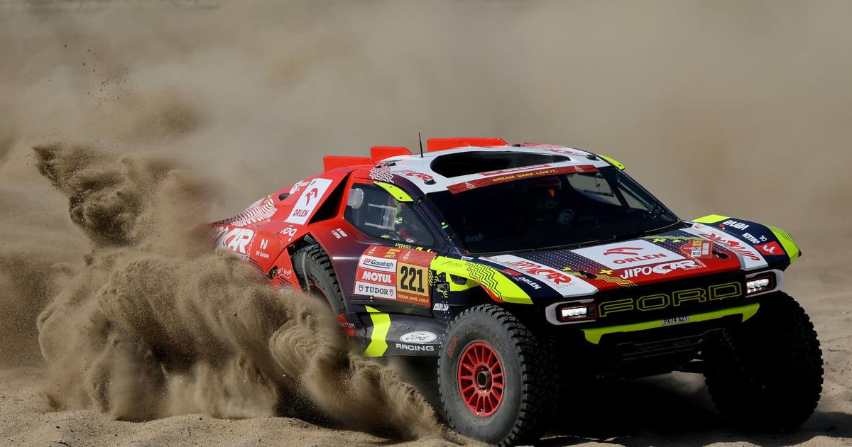 Skvělý začátek Rallye Dakar: Prokop dojel třetí. Michek byl jako Conan Ničitel
