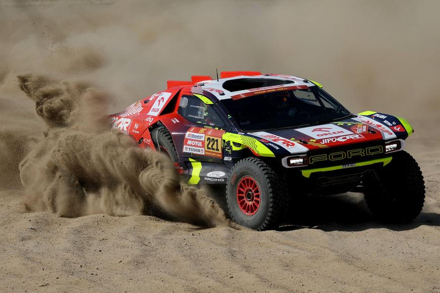 Skvělý začátek Rallye Dakar: Prokop dojel třetí. Michek byl jako Conan Ničitel