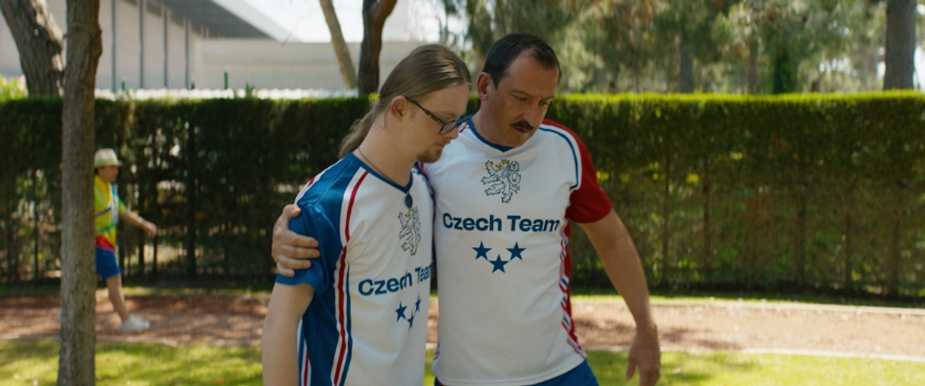 Martin Hofmann a Martin Polišenský jako otec a syn v komedii Dream Team.