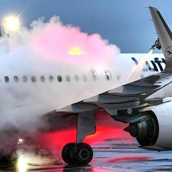 Evropa v zimním hávu: sníh, zpoždění a fotky, které stojí za to