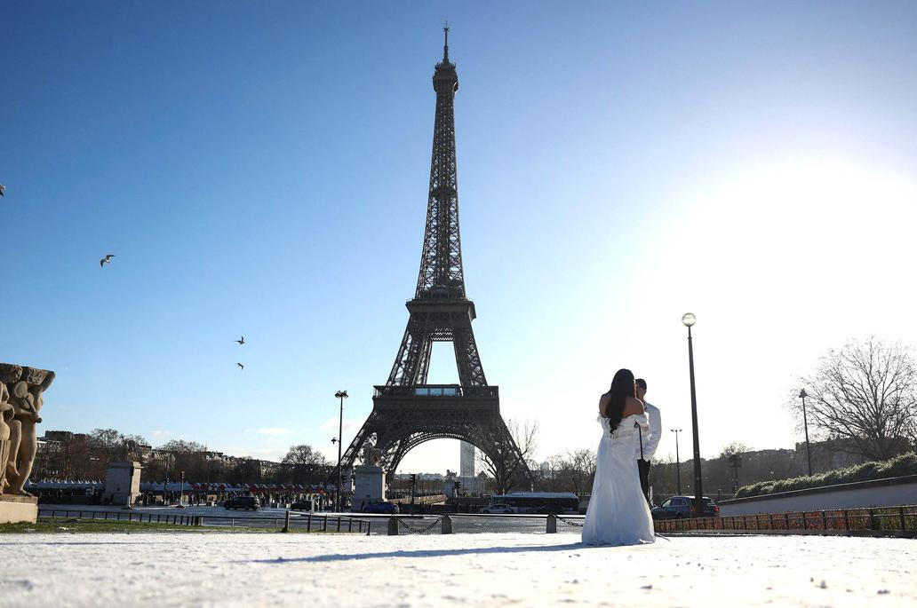 Evropa v zimním hávu: sníh, zpoždění a fotky, které stojí za to
