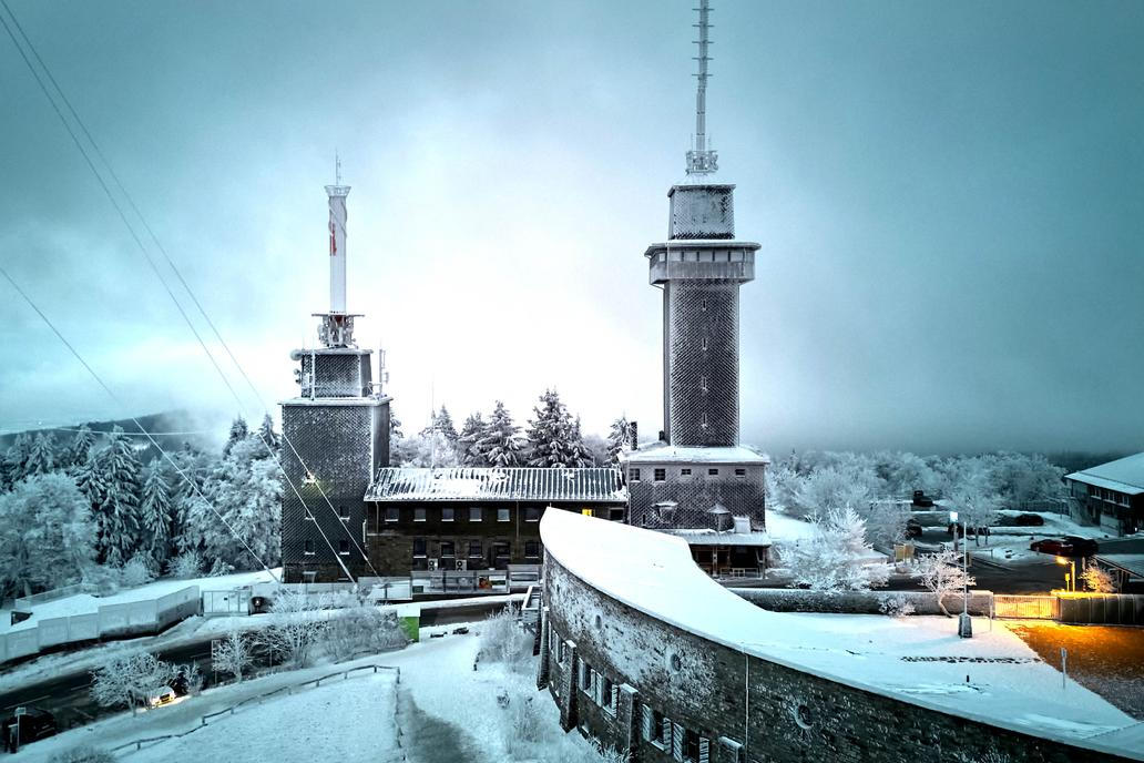 Evropa v zimním hávu: sníh, zpoždění a fotky, které stojí za to