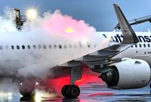 Evropa v zimním hávu: sníh, zpoždění a fotky, které stojí za to