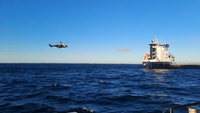 Finové zadrželi loď plující z Ruska