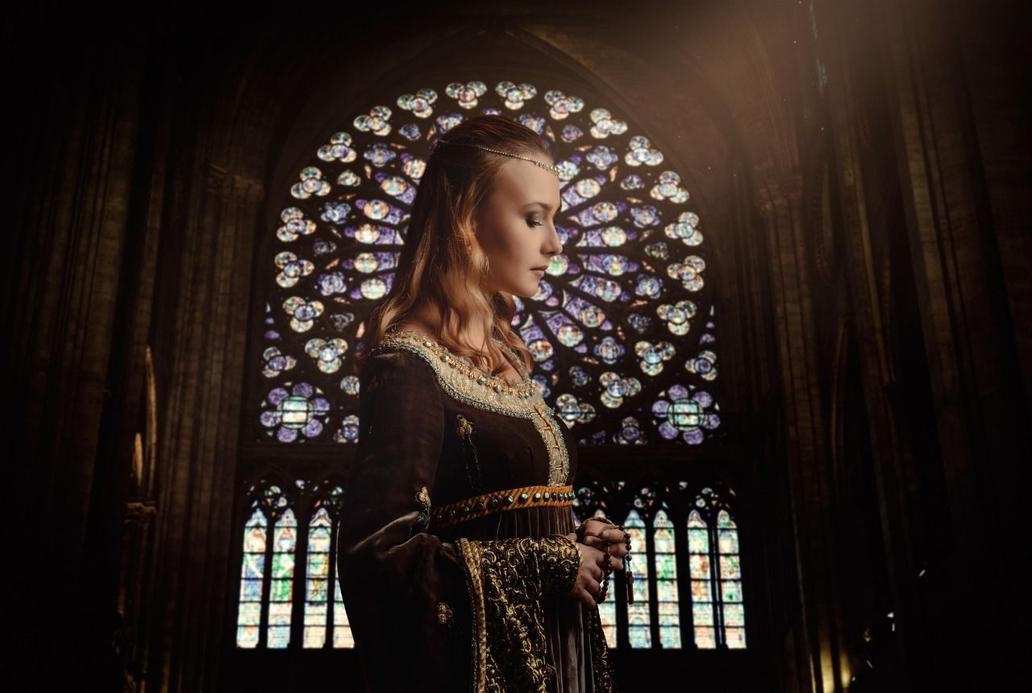 Středověk, žena.cz