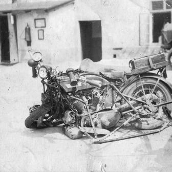 Petr Doležal tak archiv postupně rozšiřuje.