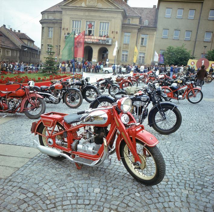 Archiv z knihy Motocykly v Československu 2