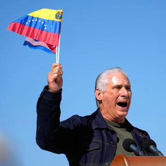 Po Madurovi může padnout i Havana: Trump vytahuje Monroeovu doktrínu