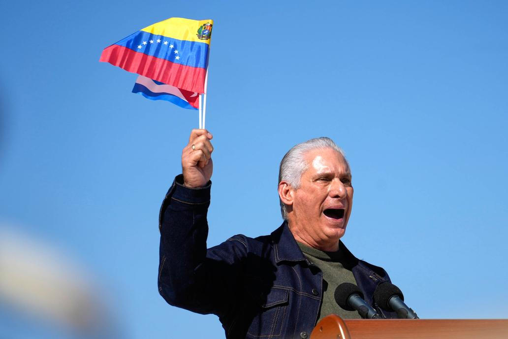 Po Madurovi může padnout i Havana: Trump vytahuje Monroeovu doktrínu