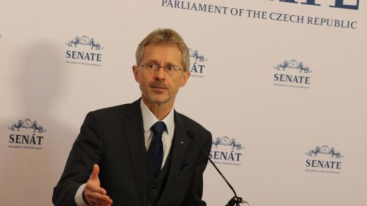 Předseda Senátu Miloš Vystrčil (ODS).