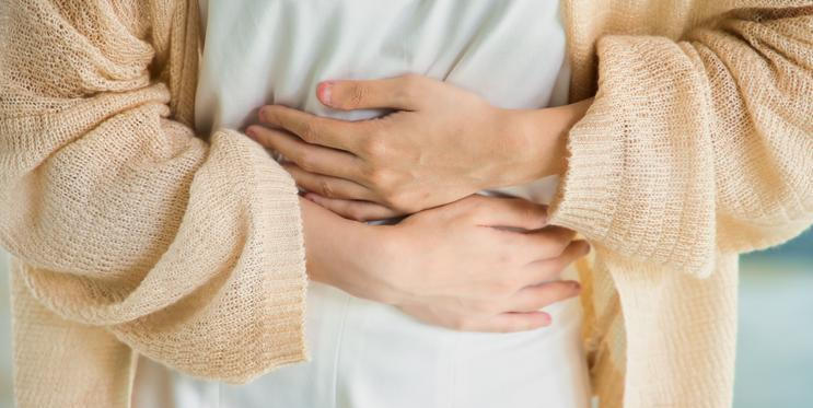 Zdravé a udržitelné hubnutí nestojí na extrémech, ale na vyváženém jídelníčku s dostatečným příjmem bílkovin v každém jídle, pravidelném pohybu a také na realistických očekáváních.